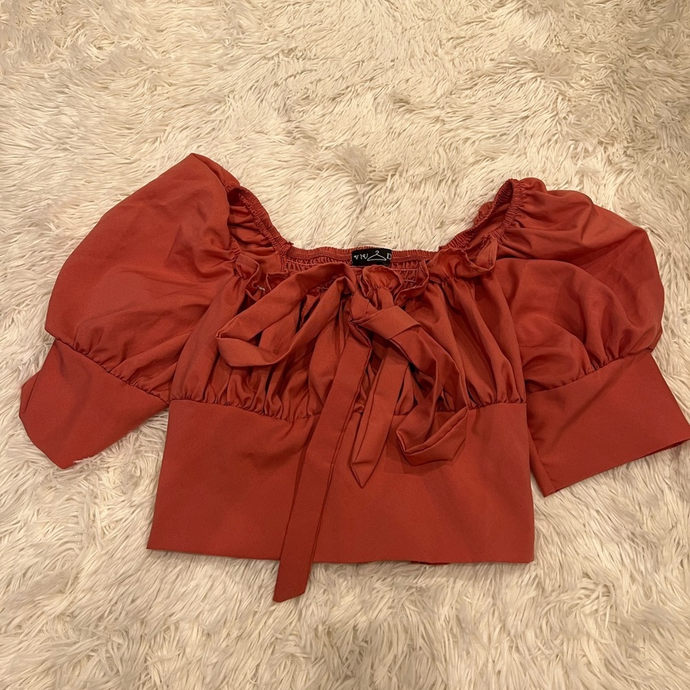 Never worn - Picture 1 of 2